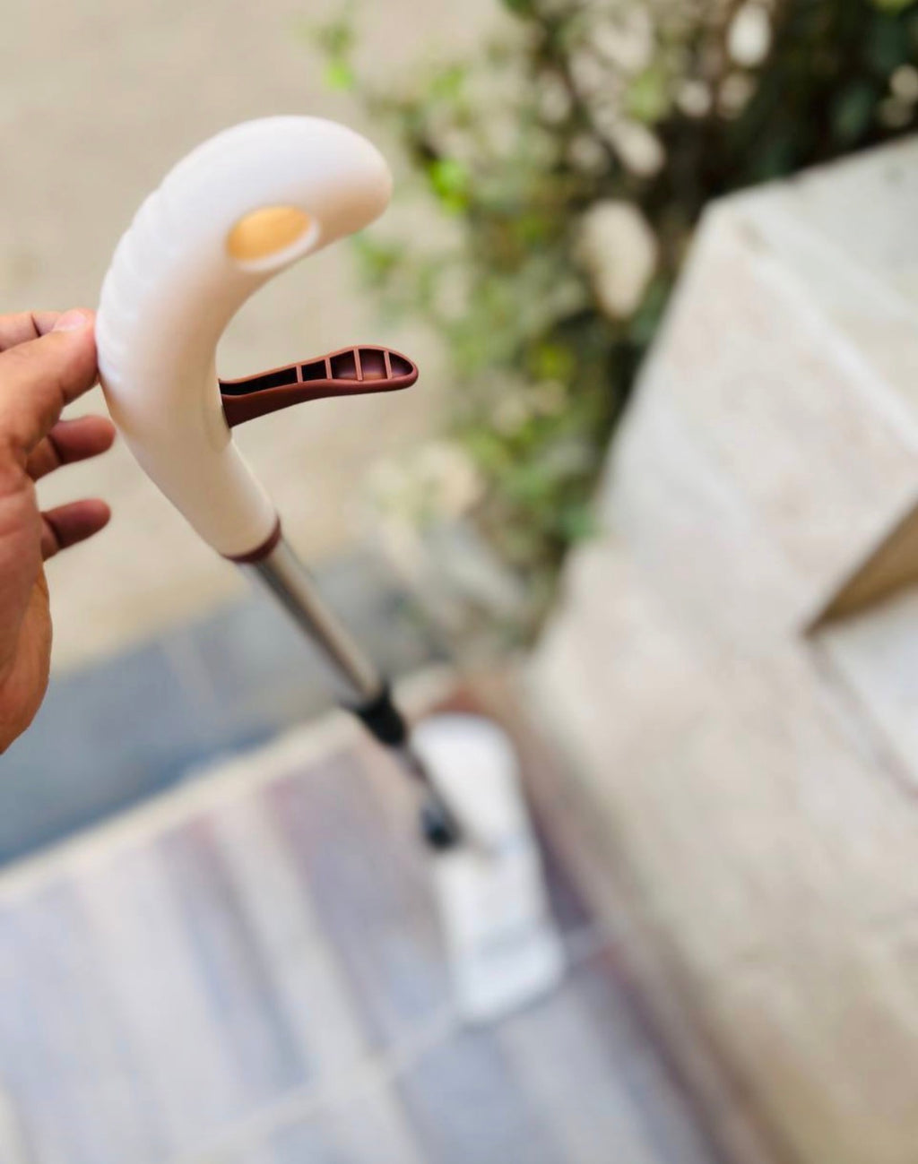 ب مساحه بخاخ ولمامه السجاد
in-1 Spray Mop &-2 | 1x2
Carpet Squeegee