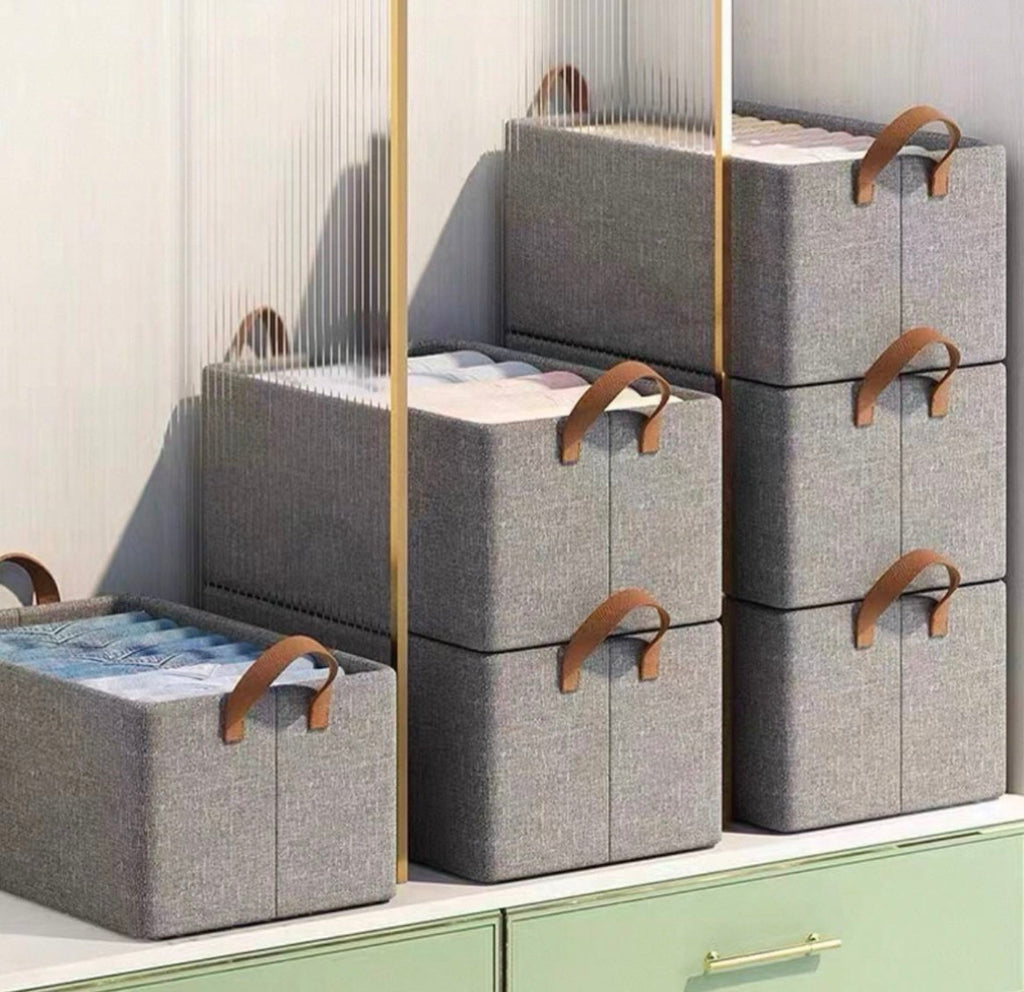منظم الملابس في الدريسينج ا
Dressing Clothes Organizer
Box