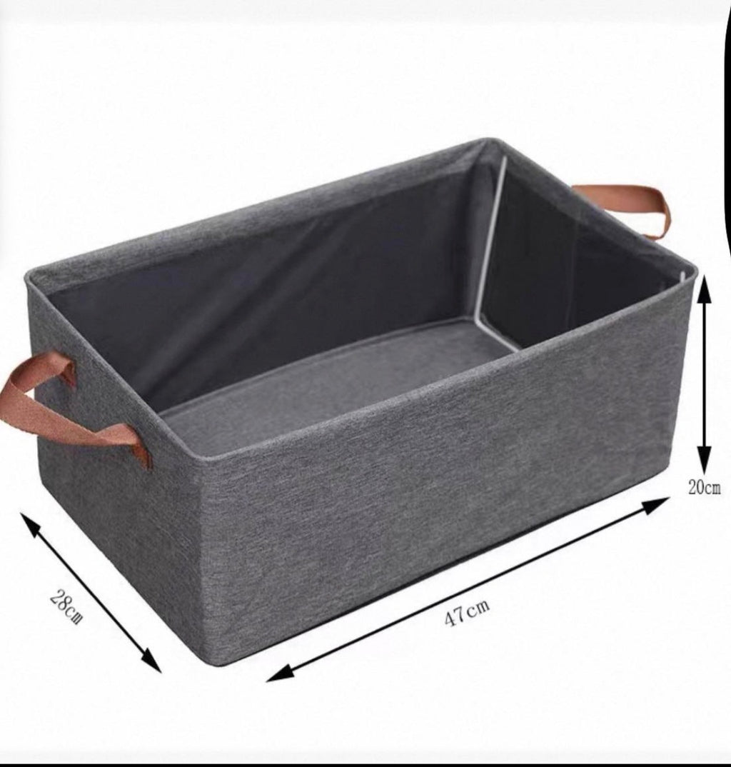 منظم الملابس في الدريسينج ا
Dressing Clothes Organizer
Box