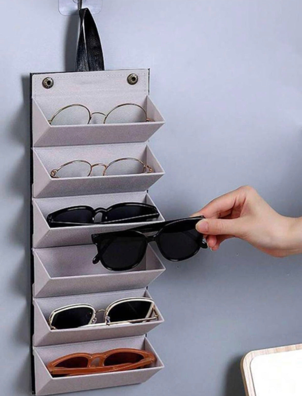 Premium leather glass organizer