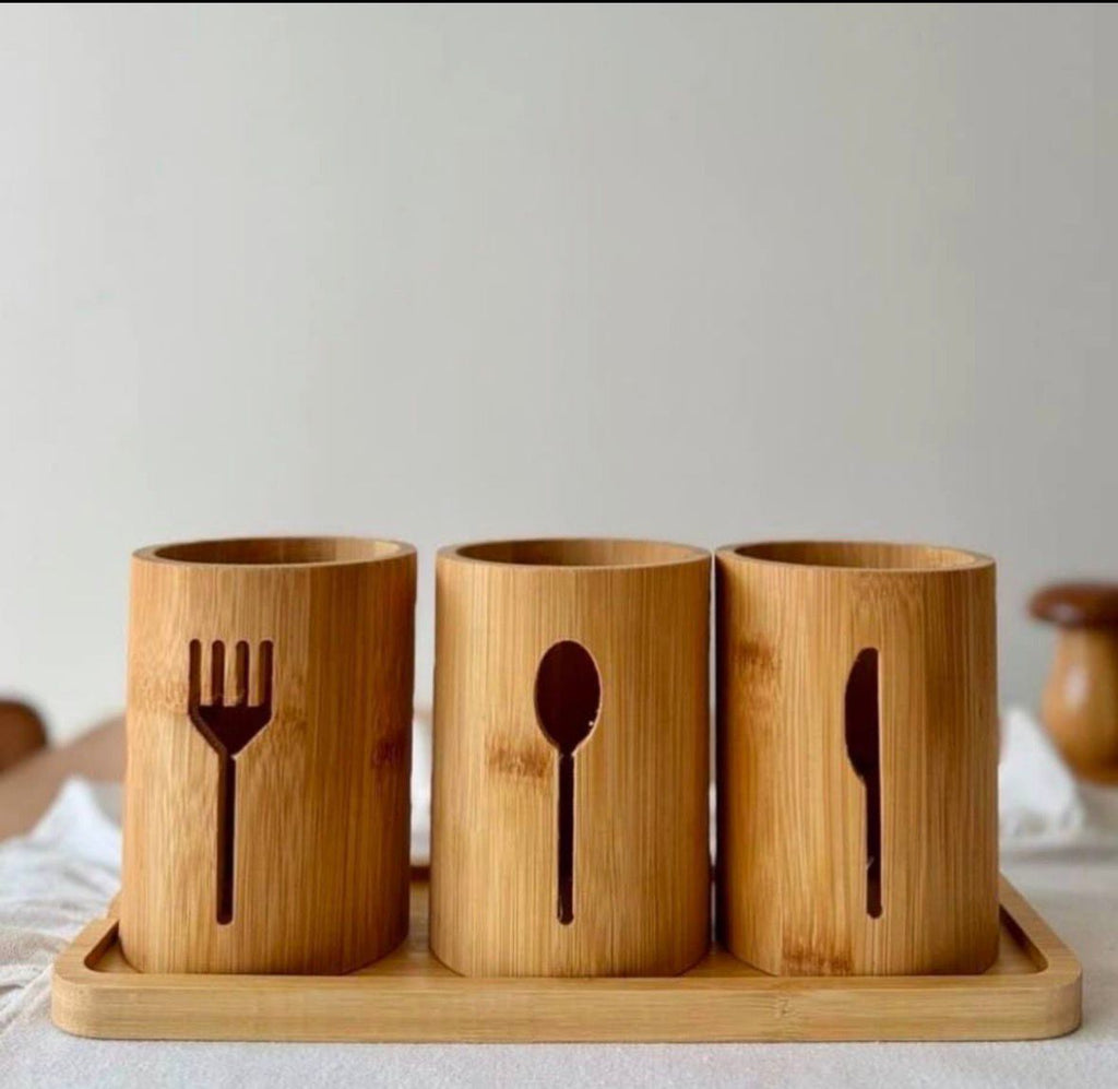 صَفّاية معالق خشب بامبو بقاعدة | Bamboo Cutlery Holder Set